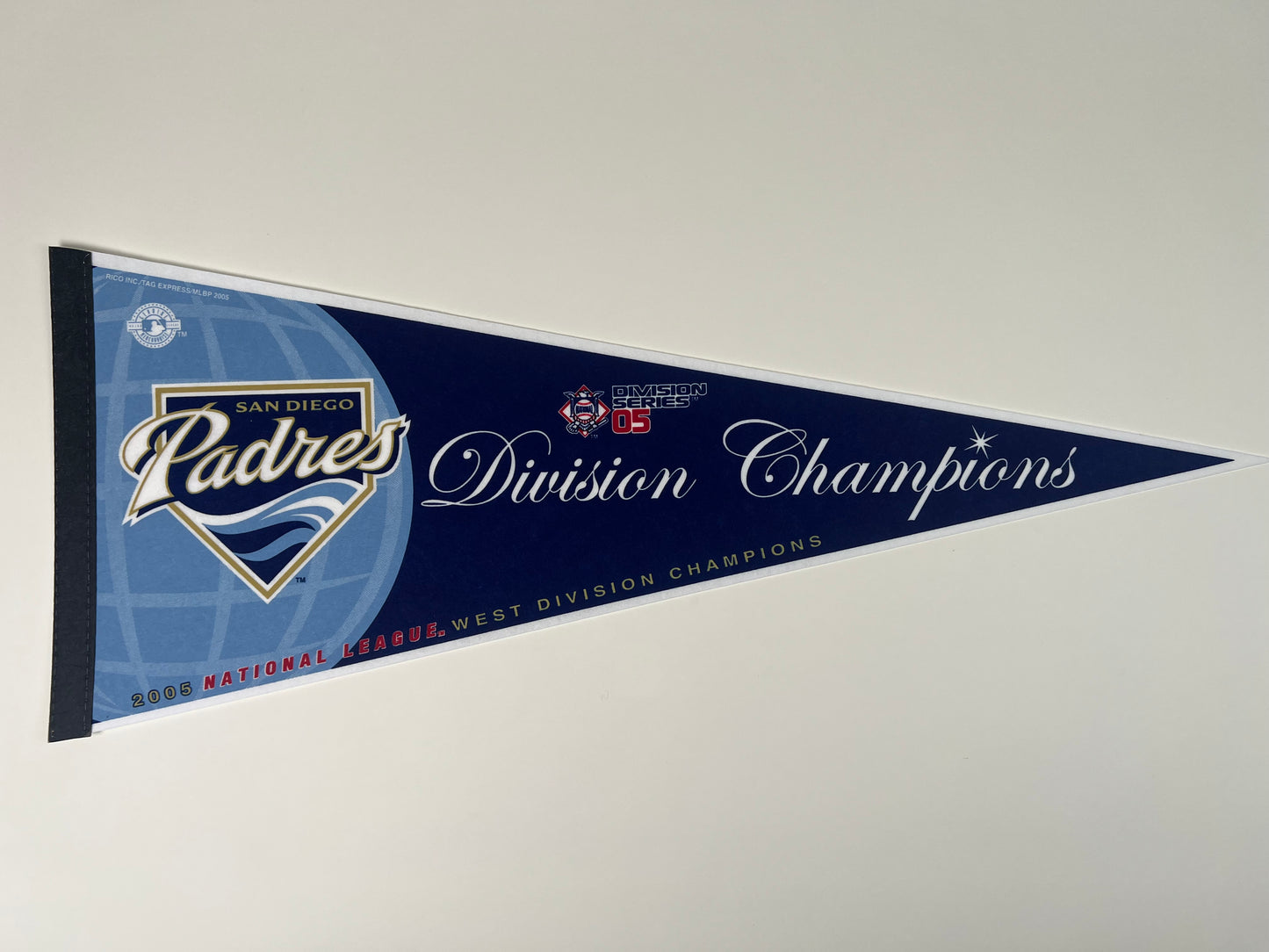 Vintage 2005 Padres NL West Division Champions Felt Pennant – Excellent Condition