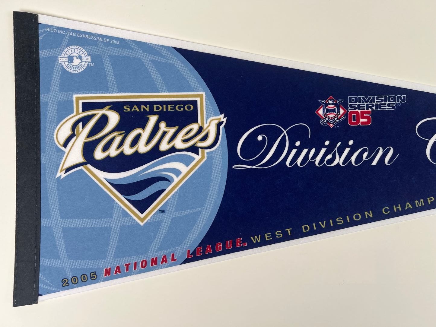 Vintage 2005 Padres NL West Division Champions Felt Pennant – Excellent Condition